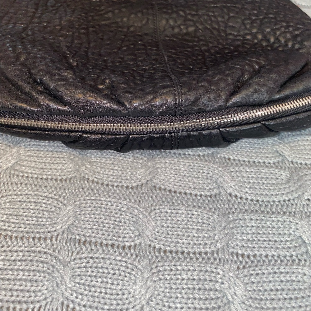 Vince camuto blk purse - Picture 8 of 17